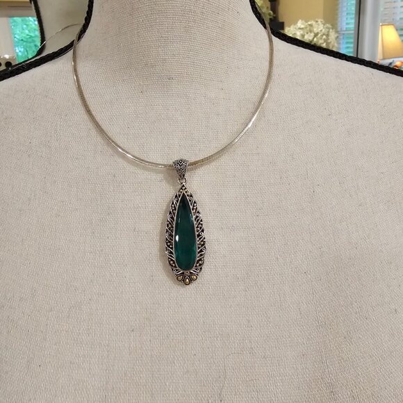 Artisan Crafted by Robert Manse SS & 18K Lab Emerald Pendant - Picture 5 of 7